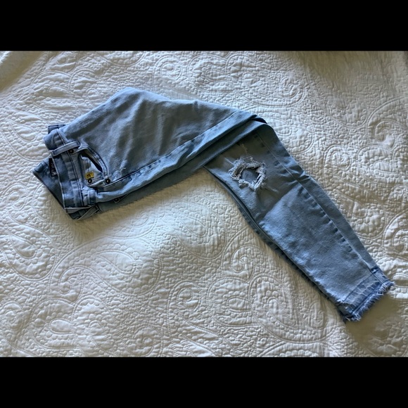 Rachel Skinny Jeans - Midrise, ripped hem & knees - Picture 3 of 4